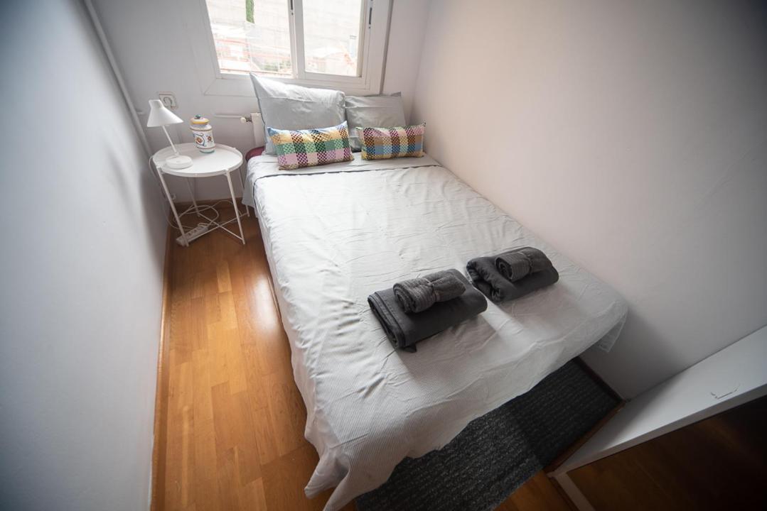 Traditional Rooms In Eixample Barcelona Eksteriør billede